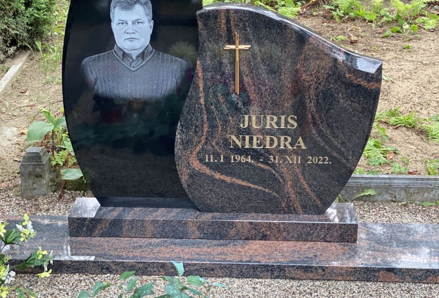 Darbi no Aurora
